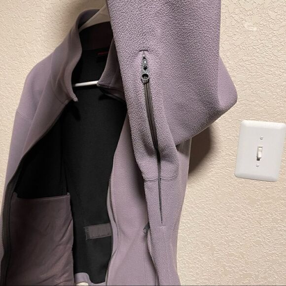 Marmot- Lavender Purple Softshell Windstopper Jacket - Size Medium - Picture 7 of 13